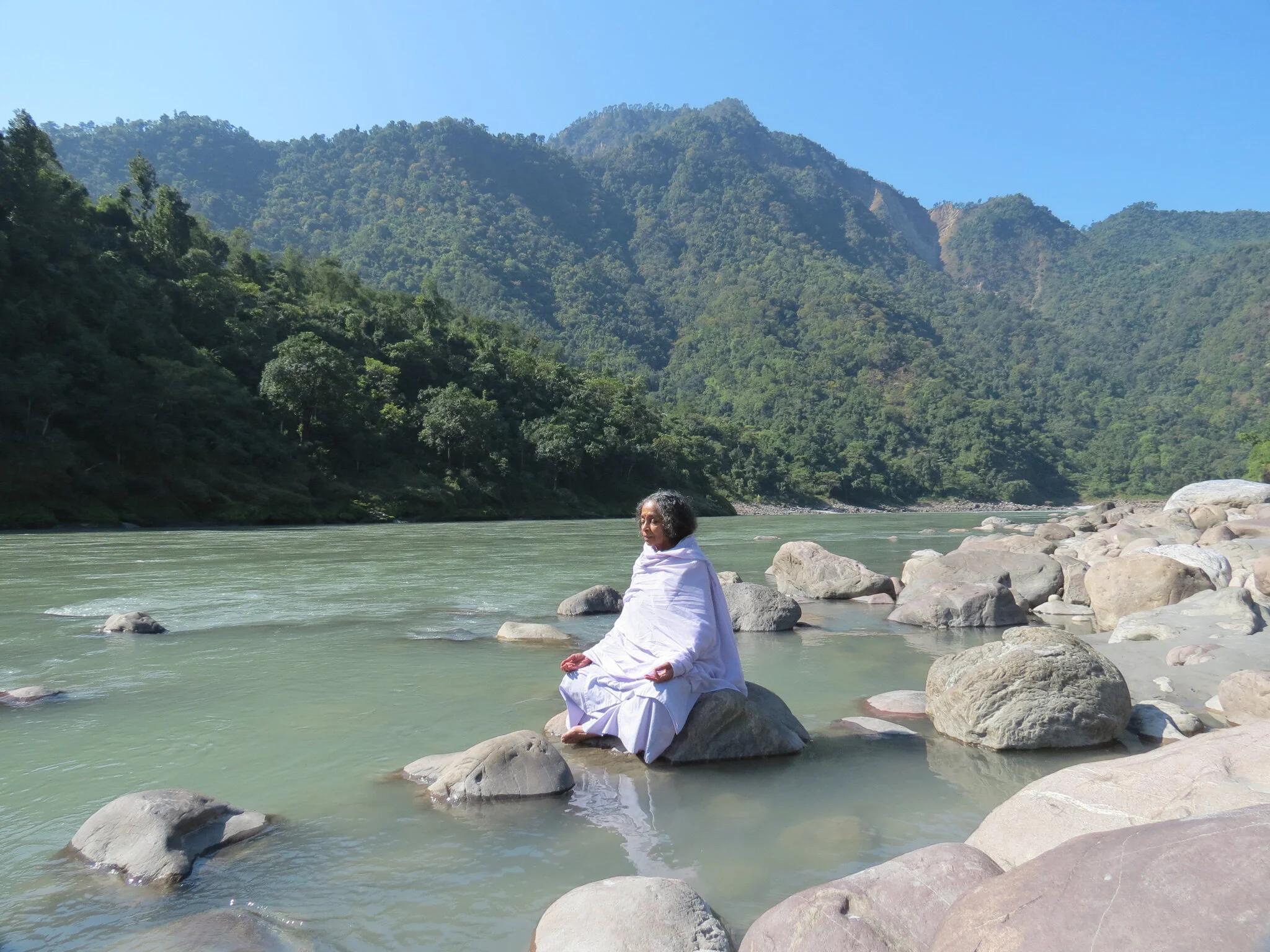 स्वास्थ्य और आयु: पद्म पुराण से गंगा स्नान (Health & Longevity: Ganga Bath According to Padma Purana)